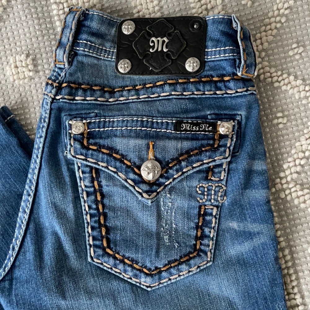 Miss Me jeans size 26 cuffed skinny